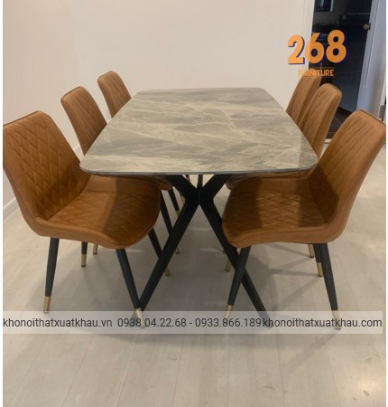 Bàn ăn xanh ngọc Chân V