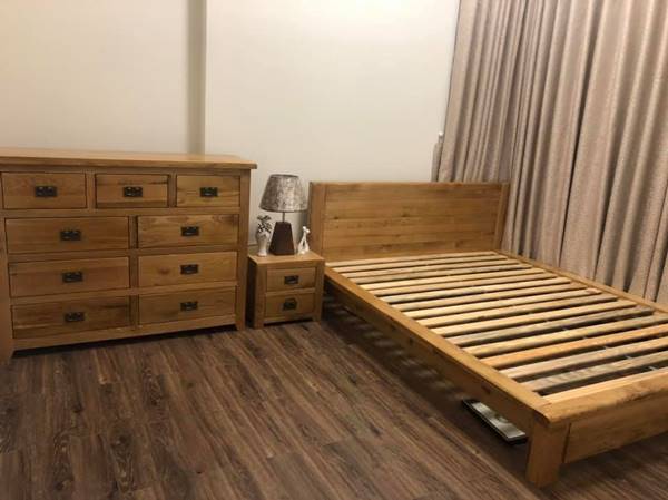 bộ phòng ngủ gỗ sồi Mỹ
