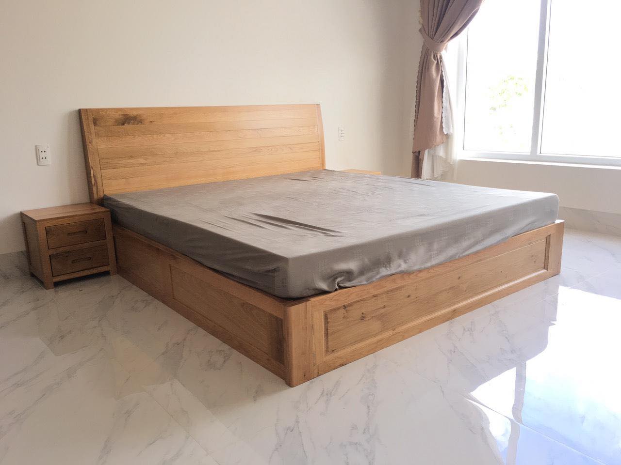 Giường ngủ gỗ sồi - Sự kết hợp hoàn hảo giữa vẻ đẹp và chất lượng